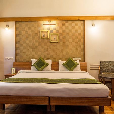 Treebo Trend Sahara Hotel Pune Exterior foto
