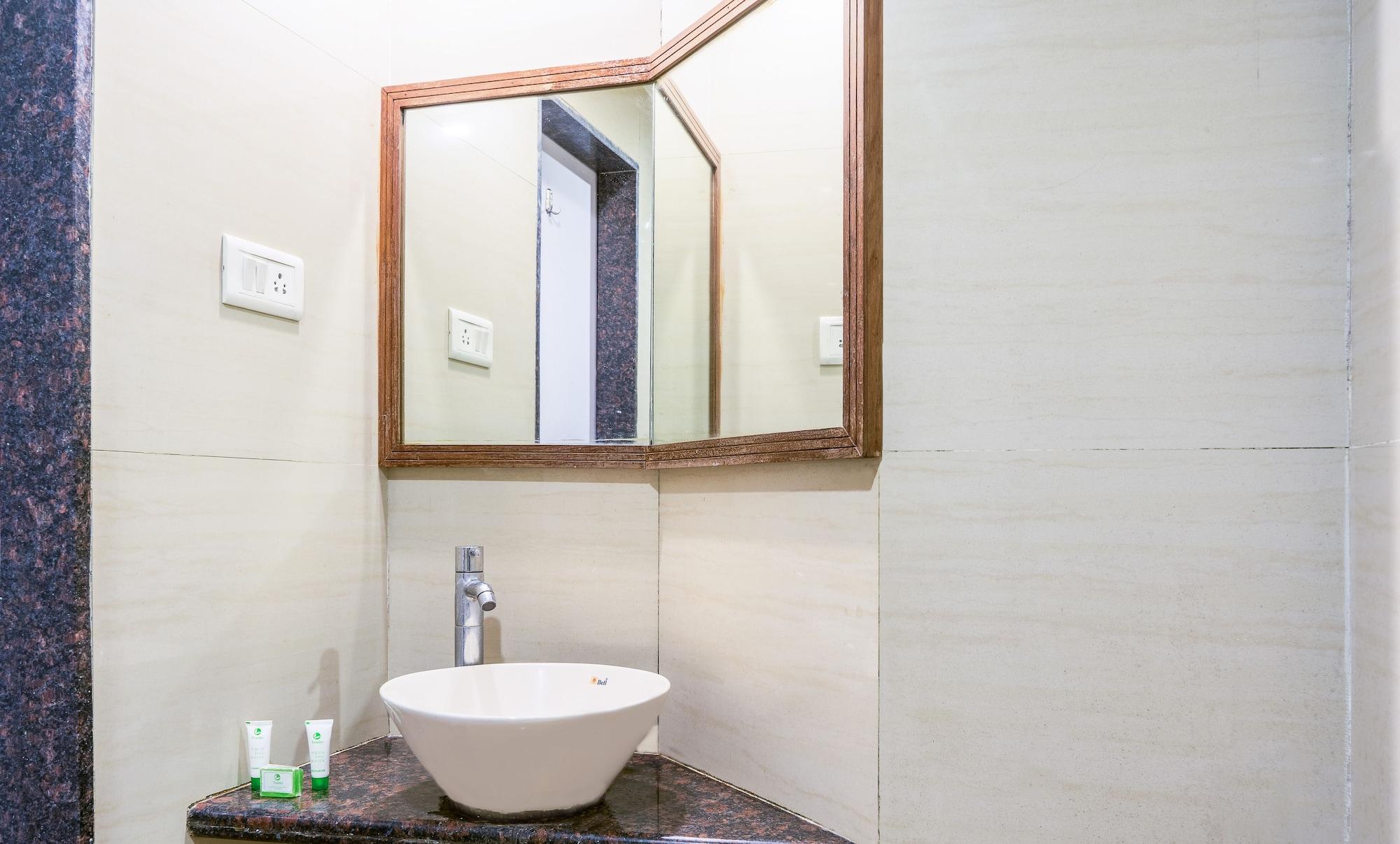 Treebo Trend Sahara Hotel Pune Exterior foto