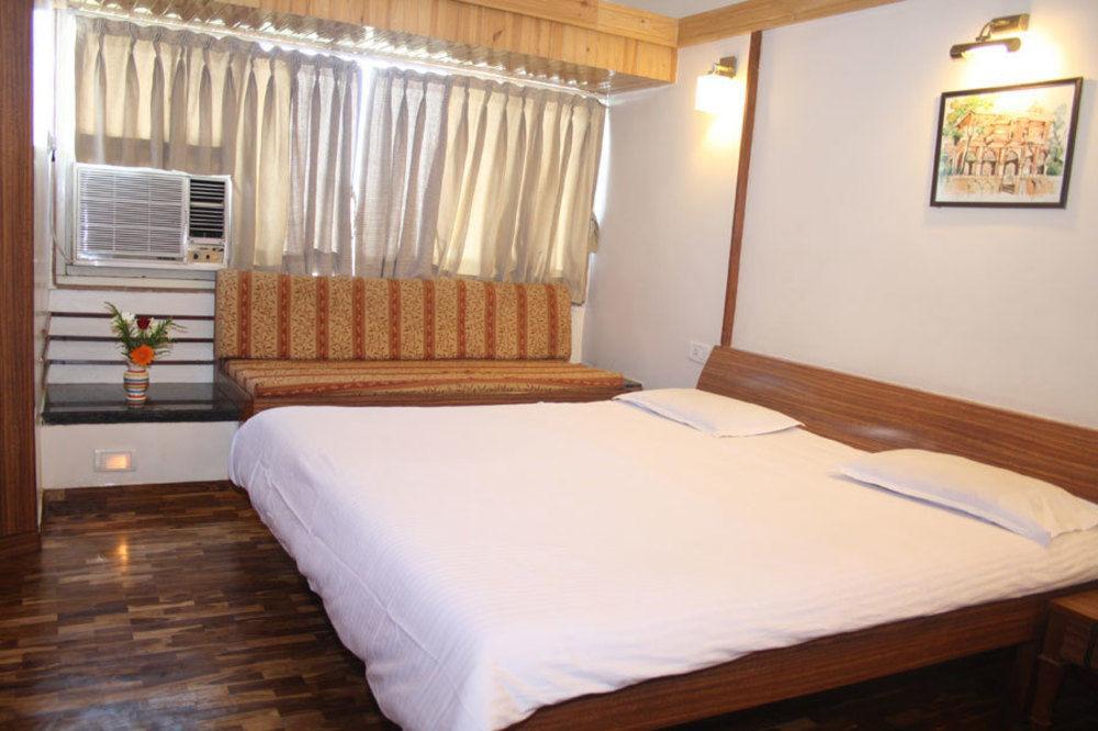 Treebo Trend Sahara Hotel Pune Exterior foto