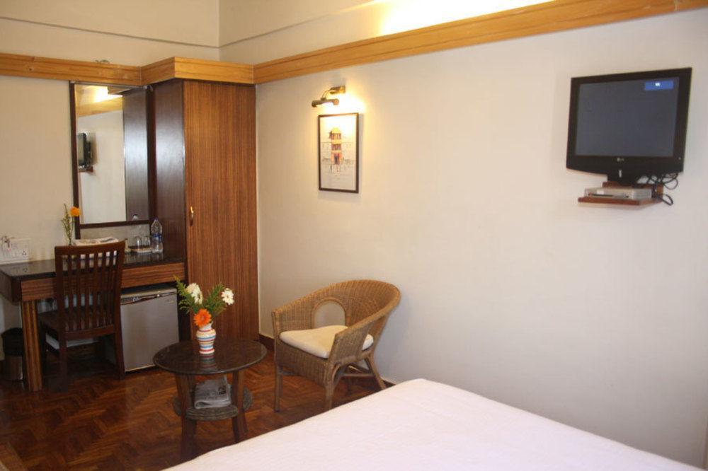 Treebo Trend Sahara Hotel Pune Exterior foto